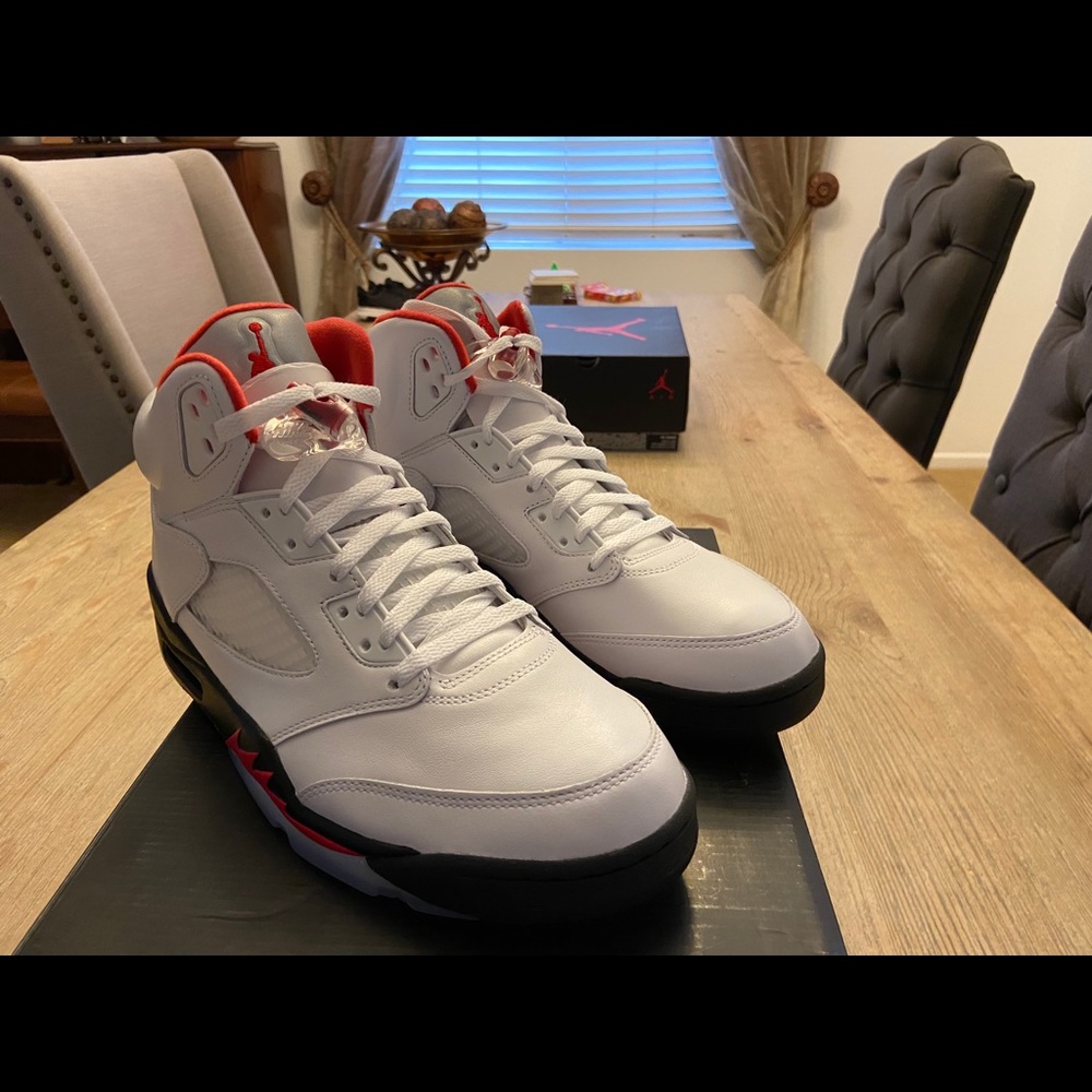 Air Jordan 5 Retro Fire Red